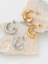 JOLLY HOOP EARRING