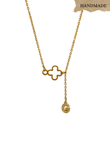 CLOVER LETTER NECKLACE