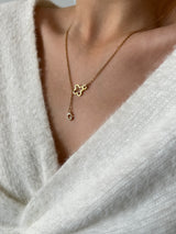 CLOVER LETTER NECKLACE