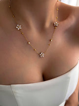 SEREL FLOWER NECKLACE & EARRING SET