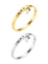 CORIA FLOWER BANGLE