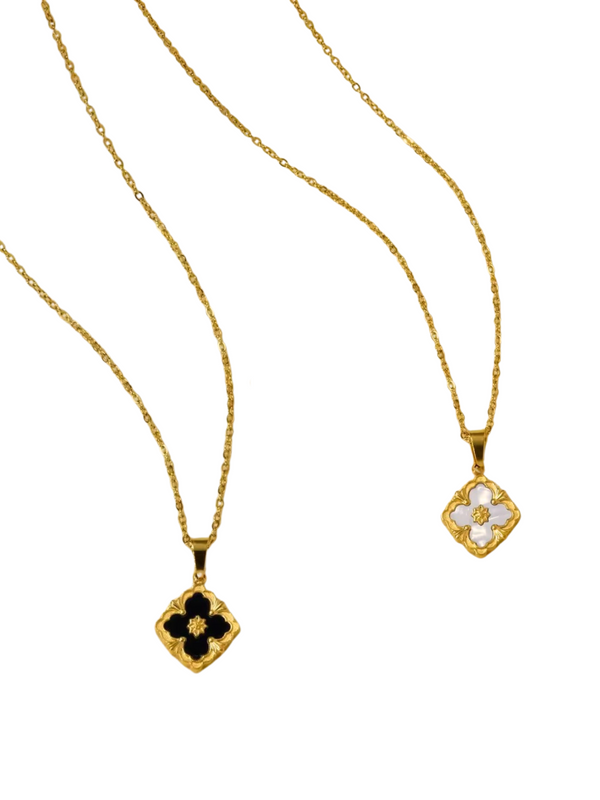 PIXIRA NECKLACE