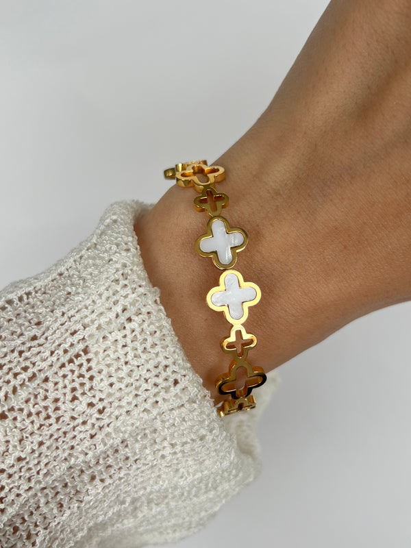 LUCILLE CLOVER BANGLE