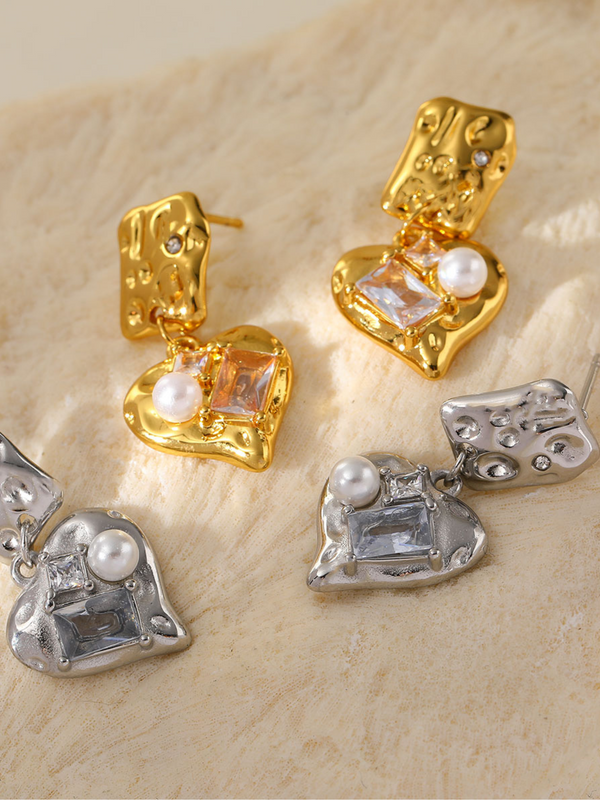 AMOURA EARRING