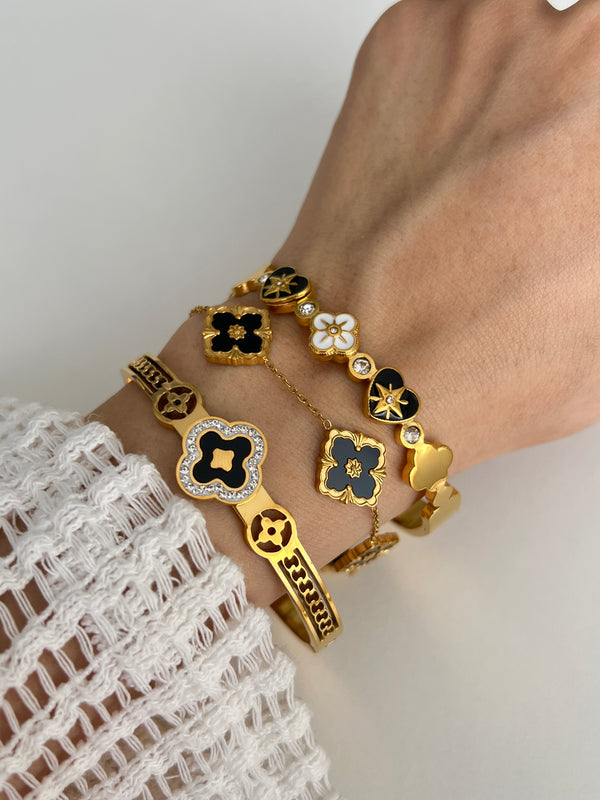 NERA CLOVER BANGLE