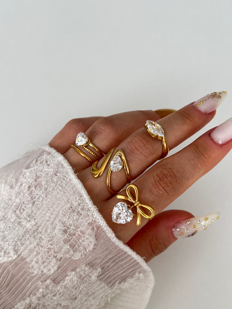LUNAR GLOW RINGS