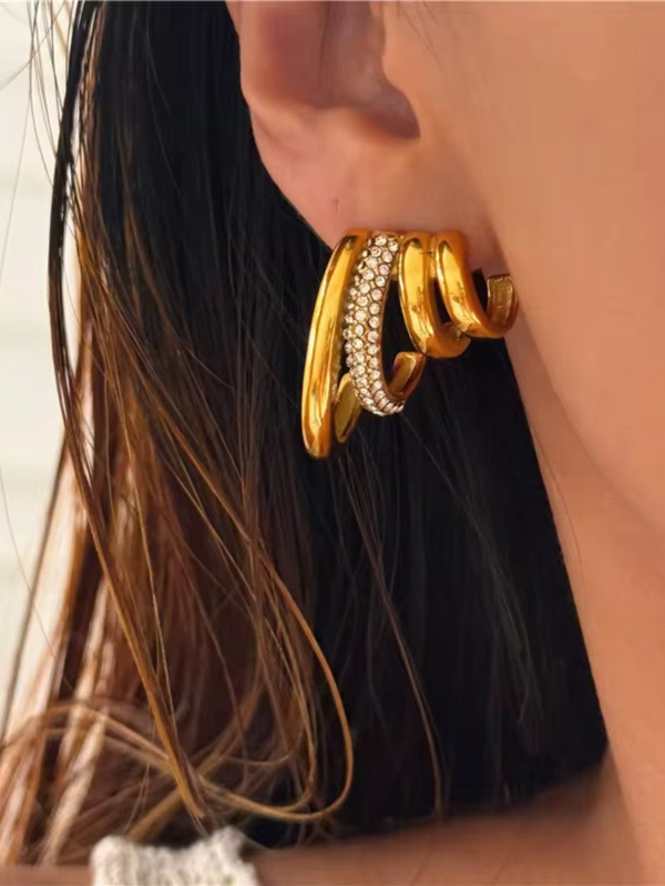 GLIMERIS EARRING