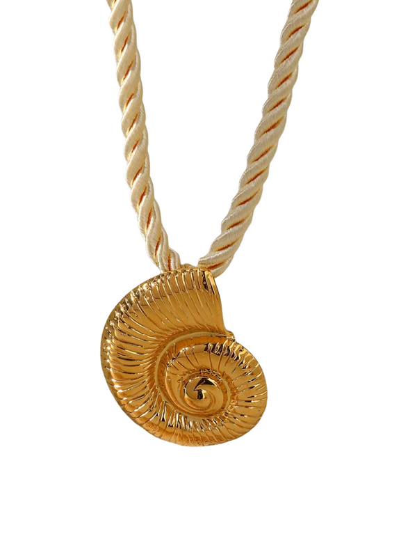 SHELLORA NECKLACE