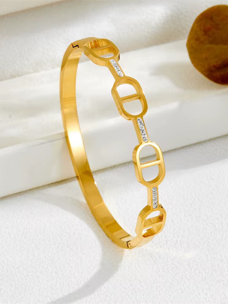 GLEAMLINE BANGLE