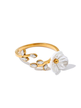BLOOMELLE RING
