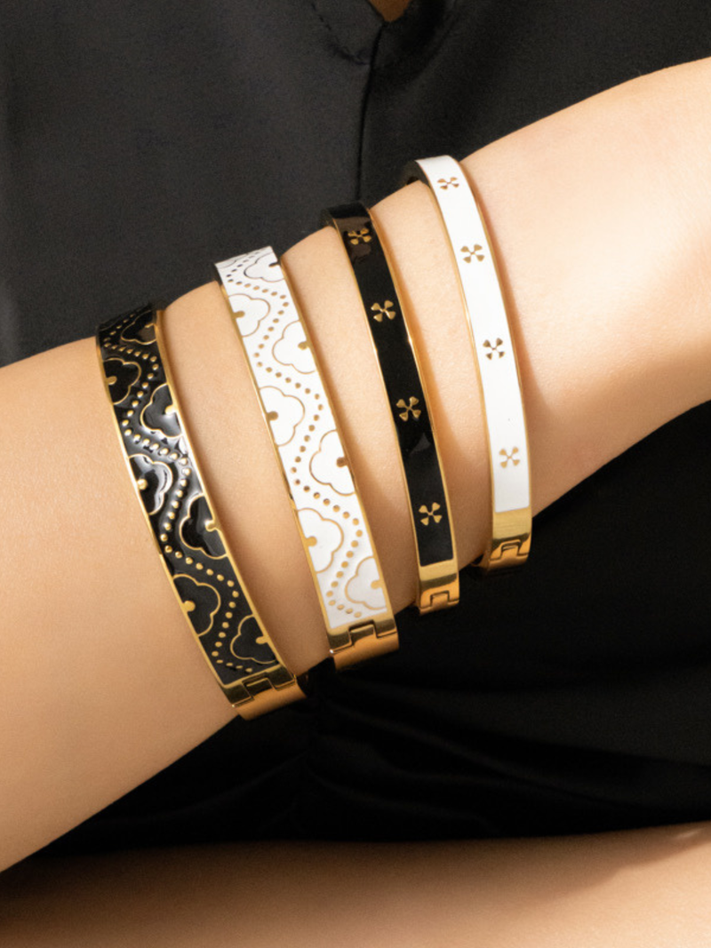 WILDOR CLOVER BANGLE