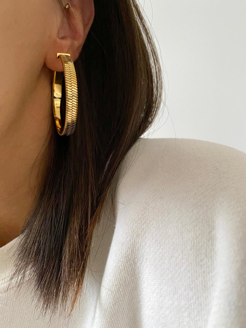 SNAKE HOOP EARRING