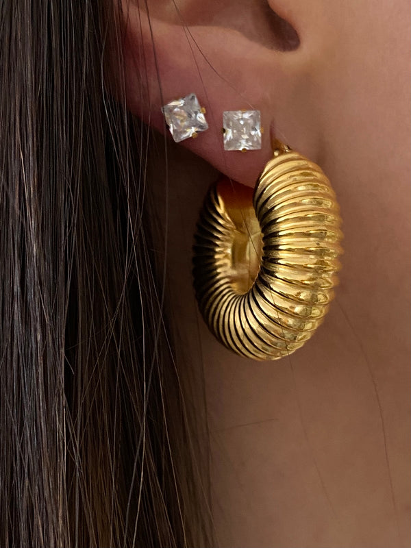 IVY HOOP EARRING